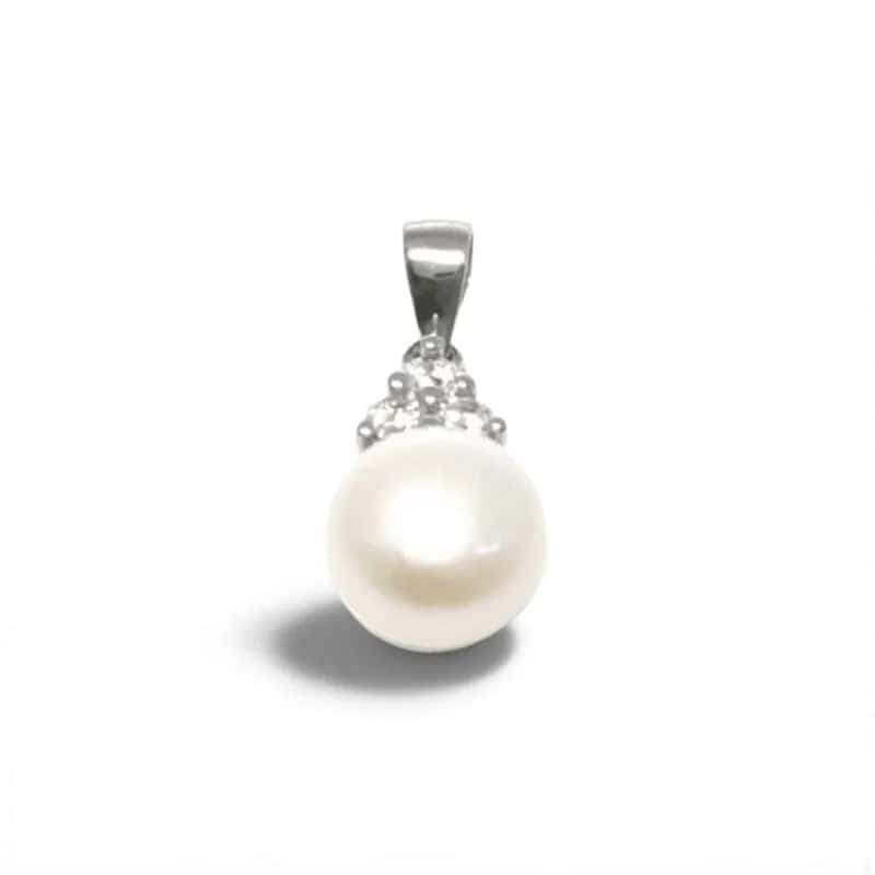 Colgante de plata con perla y piedras blancas